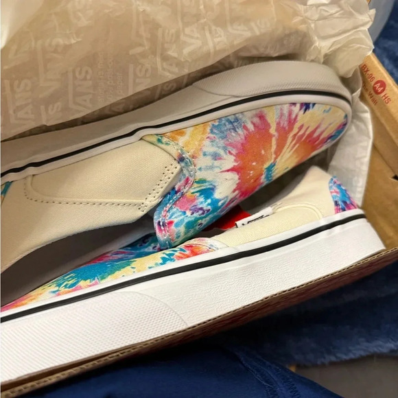 Vans Asher Rainbow Tie Dye Canvas Slip On Skate Shoes NWB - Picture 3 of 9